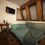 Emma's Tiny House 公寓 皮拉